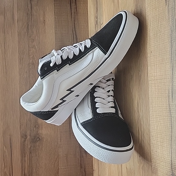 Vans. Old school bolt Brand new in the box authentic uper textile. - Picture 4 of 12